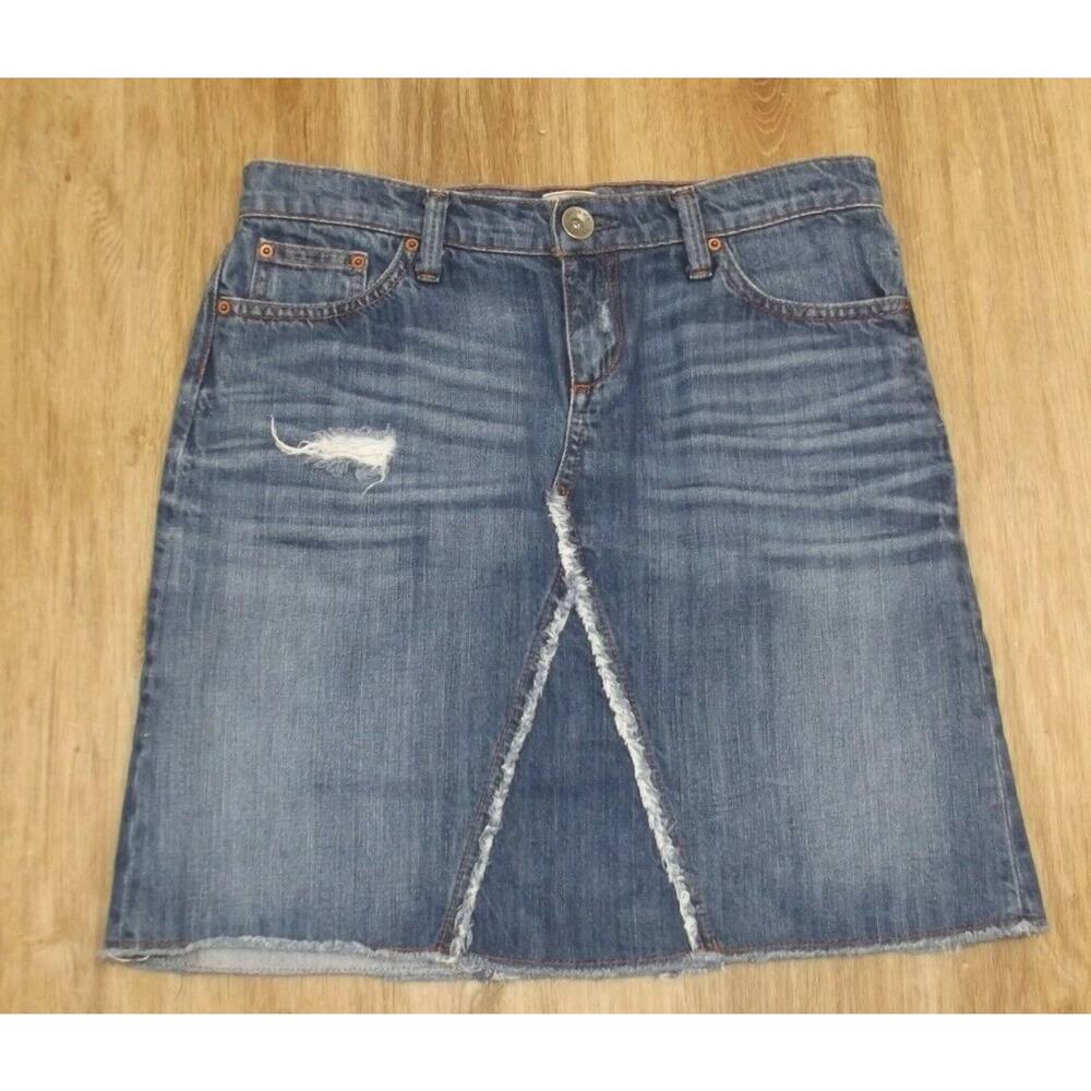 BANANA REPUBLIC DISTRESSED DENIM Jean SKIRT - Blue Medium Wash  Size 25/0 18"